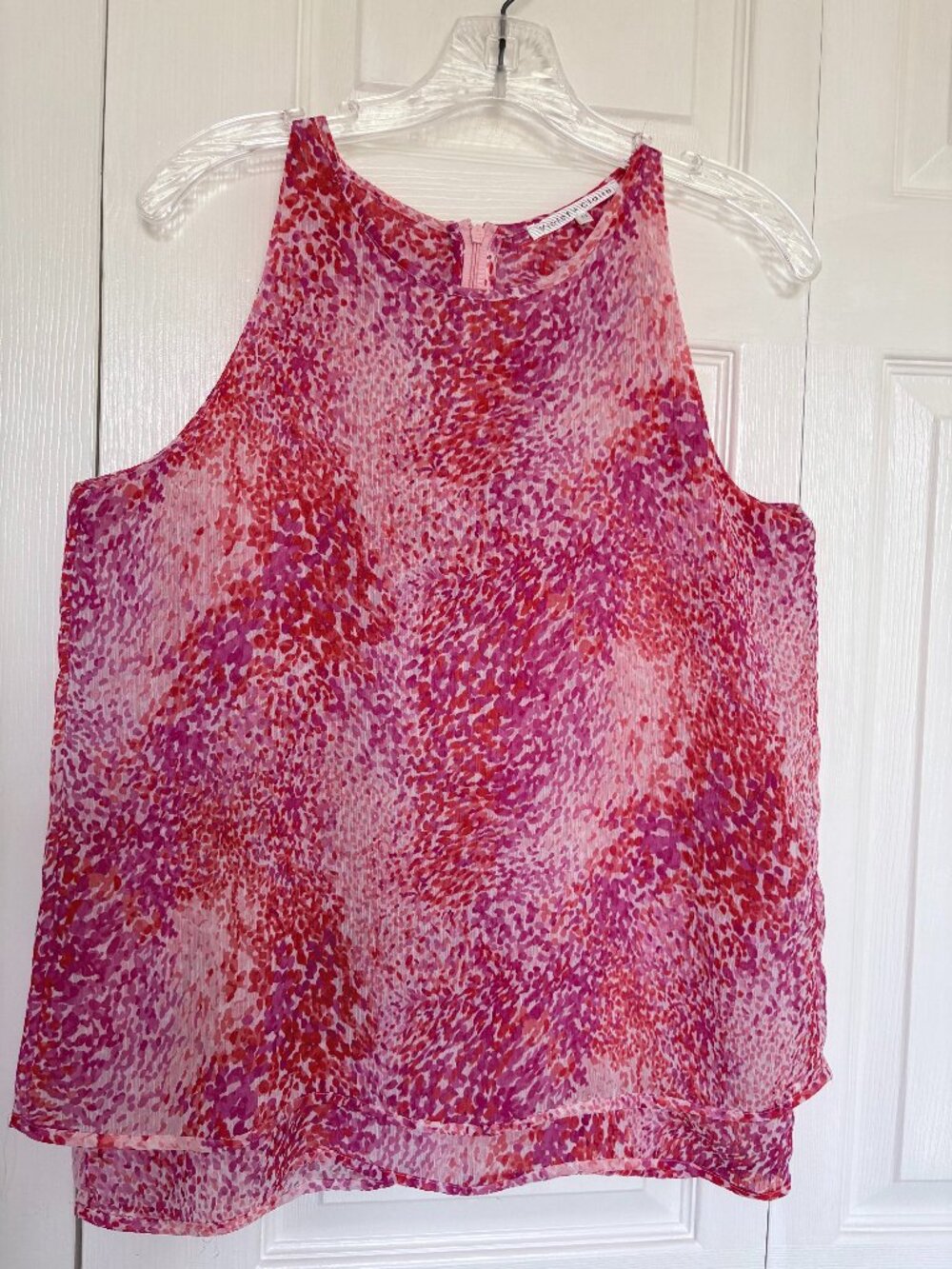 Violet + Claire Pink Abstract High Neck Cutaway Shoulder Shell Size M